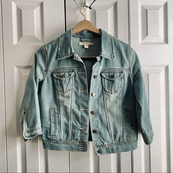 Forever 21 Denim Jacket Size Medium - Picture 1 of 6